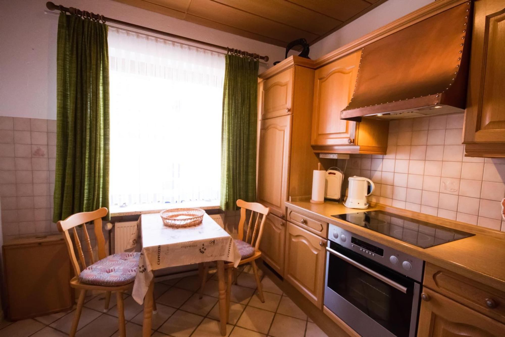 Haus Lily Nr.02 Bis Zu 6 Personen Davon Max. 2 Kinder Busum Exterior photo